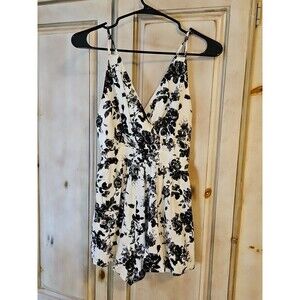 Audrey 3+1 Black & White Floral Romper Women's Size S
